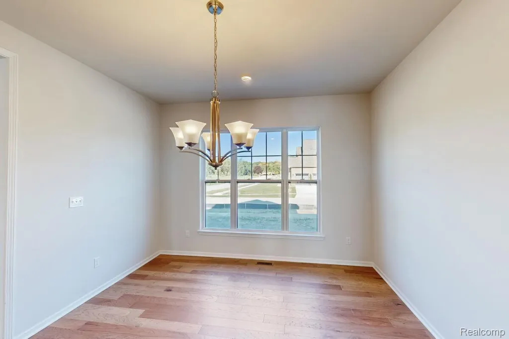 61887 Hevel Lane Washington Township MI 48094