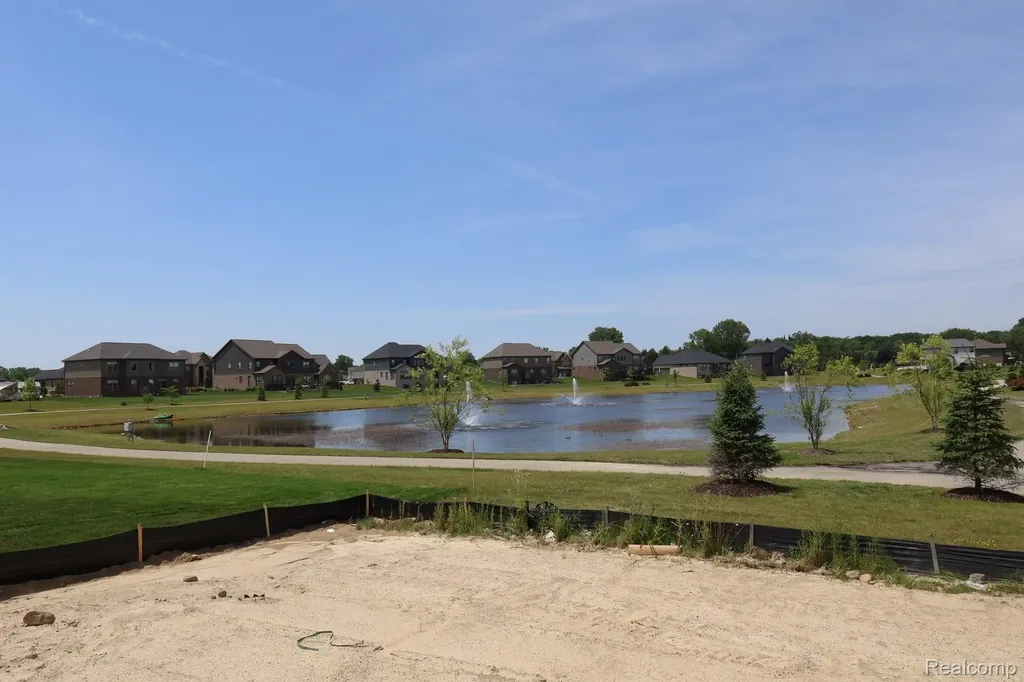 61887 Hevel Lane Washington Township MI 48094