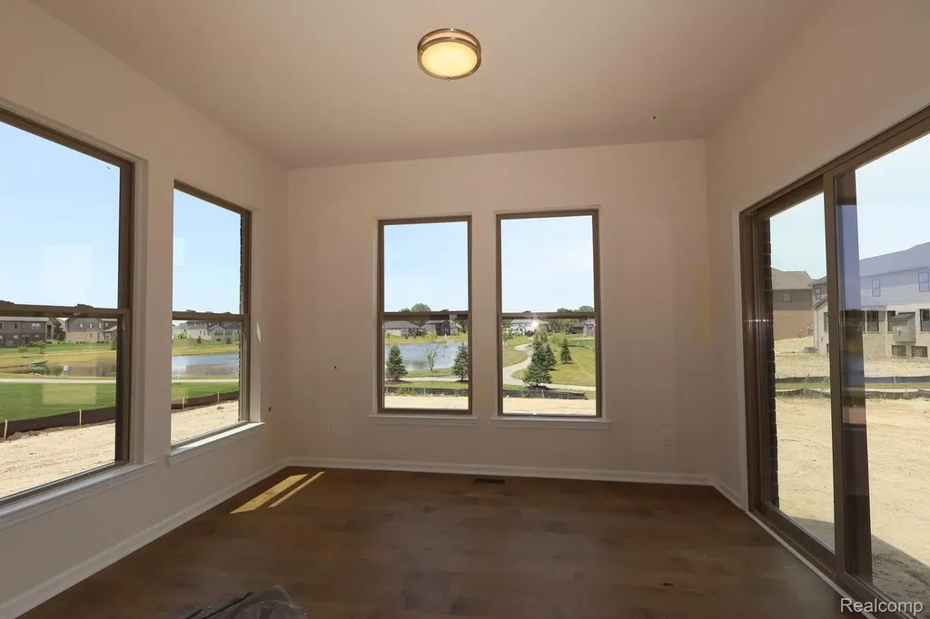 61887 Hevel Lane Washington Township MI 48094
