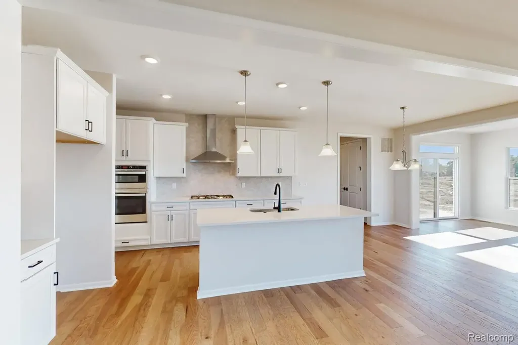 61887 Hevel Lane Washington Township MI 48094