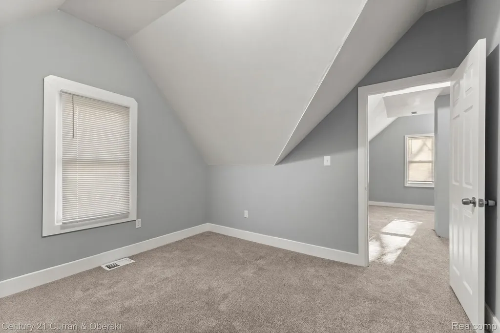 15840 Dexter Avenue Detroit City MI 48238