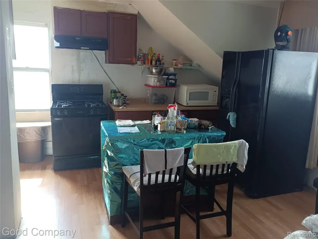 16508 Strathmoor Street Detroit City MI 48235