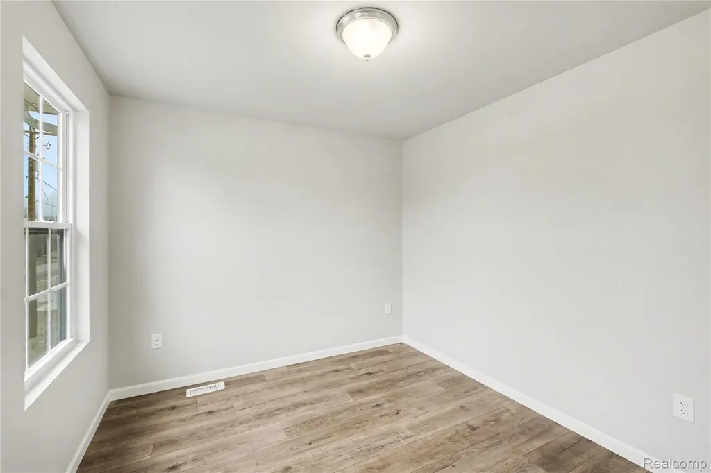 12521 Sharp Road Fenton Charter Township MI 48451