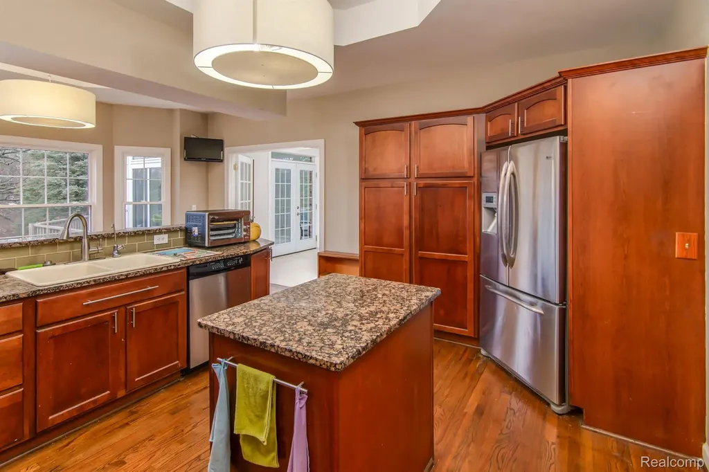 4090 Perryville Road Groveland Township MI 48462