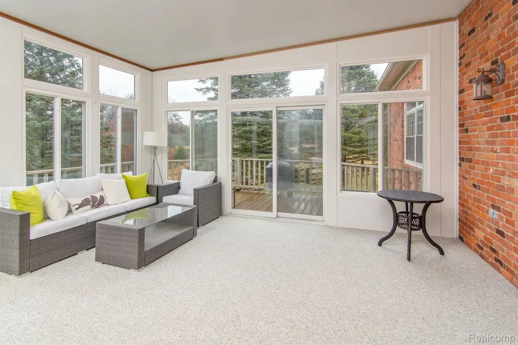 4090 Perryville Road Groveland Township MI 48462