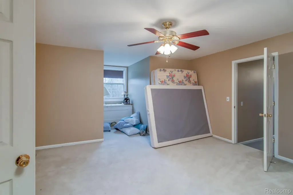4090 Perryville Road Groveland Township MI 48462