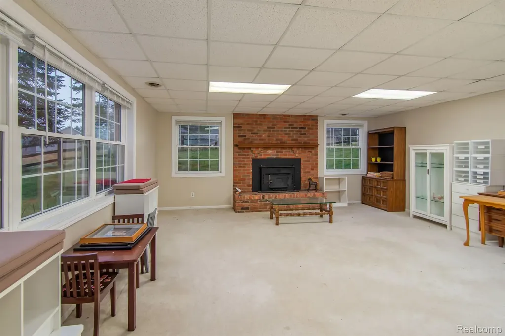 4090 Perryville Road Groveland Township MI 48462