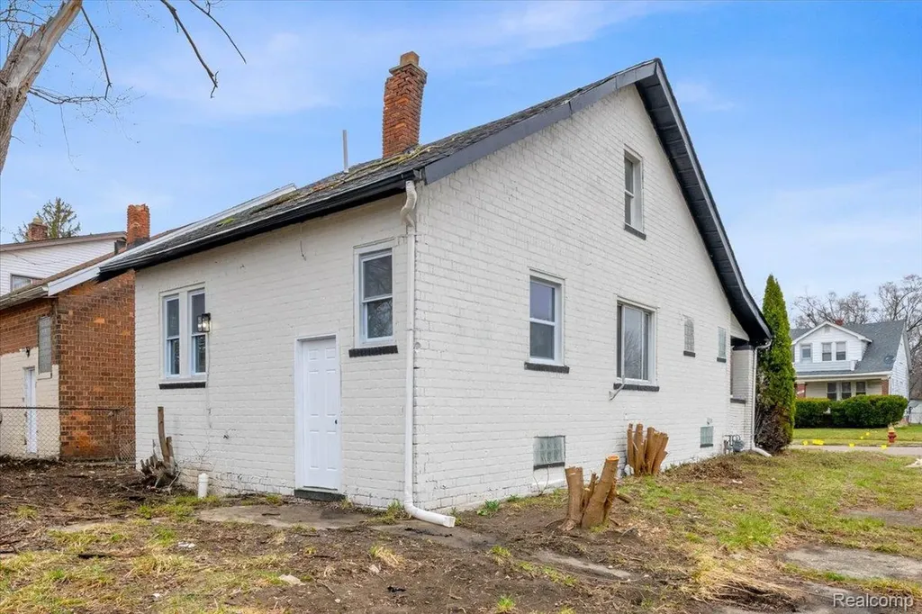 5903 Wayburn Street Detroit City MI 48224