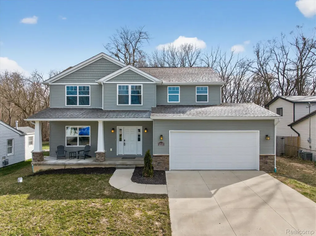 14131 Eastview Drive Fenton Charter Township MI 48430