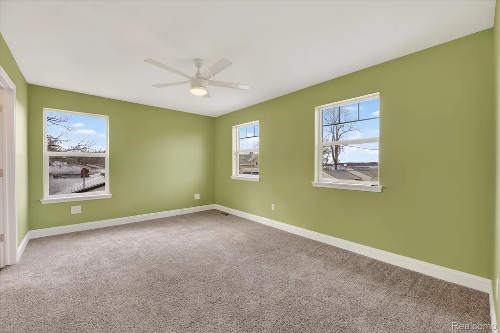 14131 Eastview Drive Fenton Charter Township MI 48430