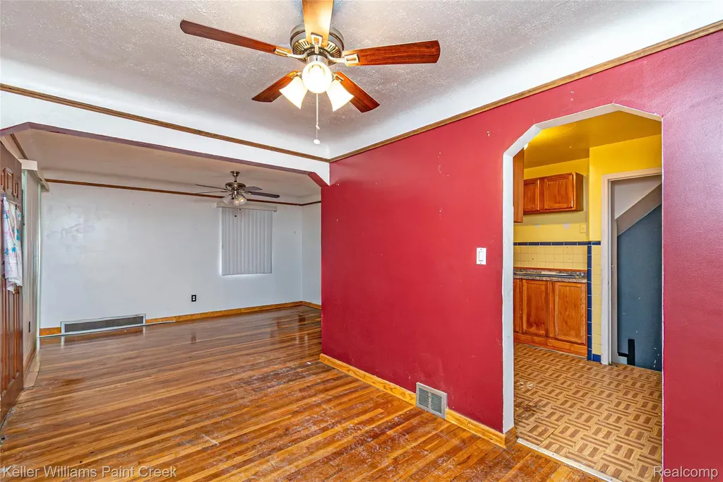 15306 Asbury Park Detroit City MI 48227