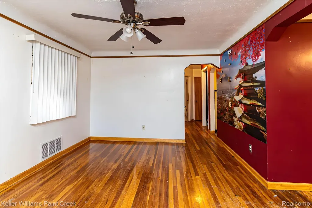15306 Asbury Park Detroit City MI 48227