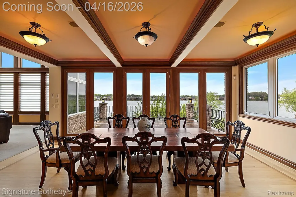10611 Lighthouse Point Green Oak Township MI 48178