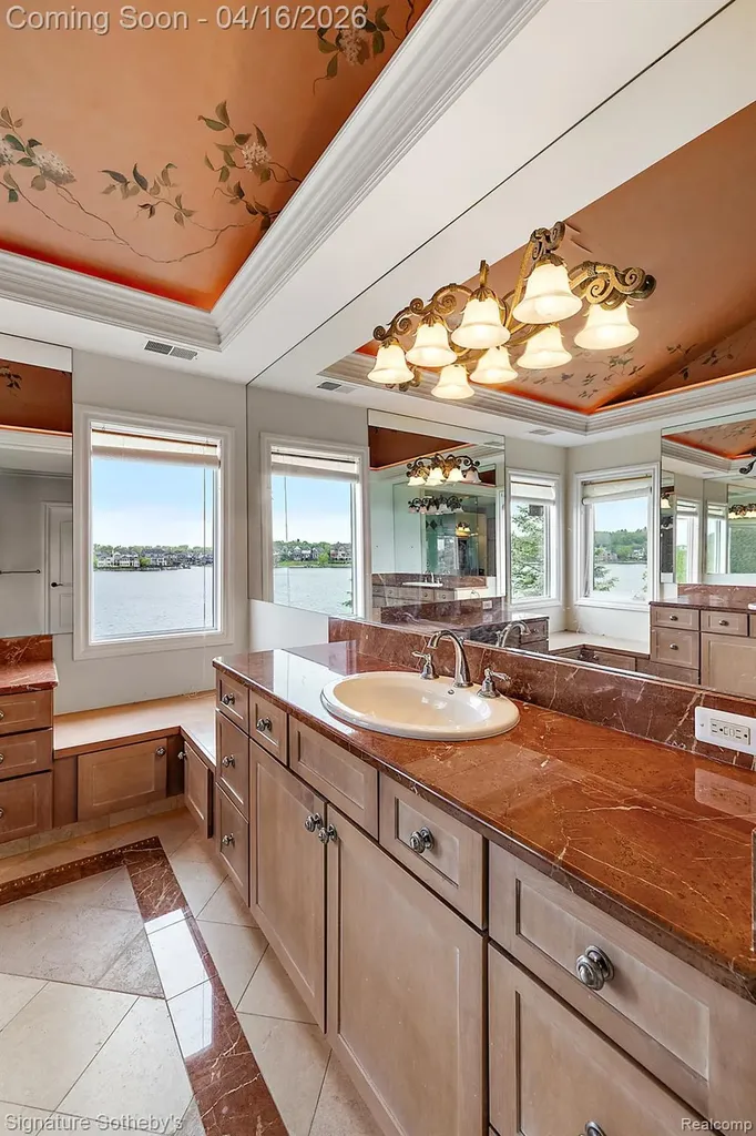 10611 Lighthouse Point Green Oak Township MI 48178