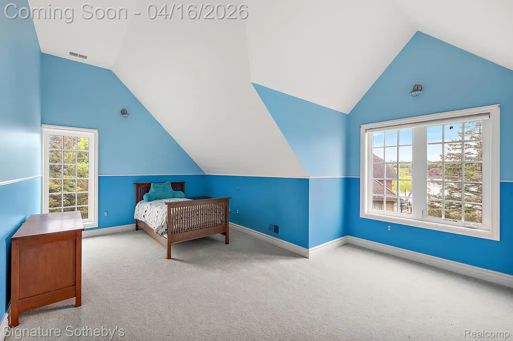10611 Lighthouse Point Green Oak Township MI 48178