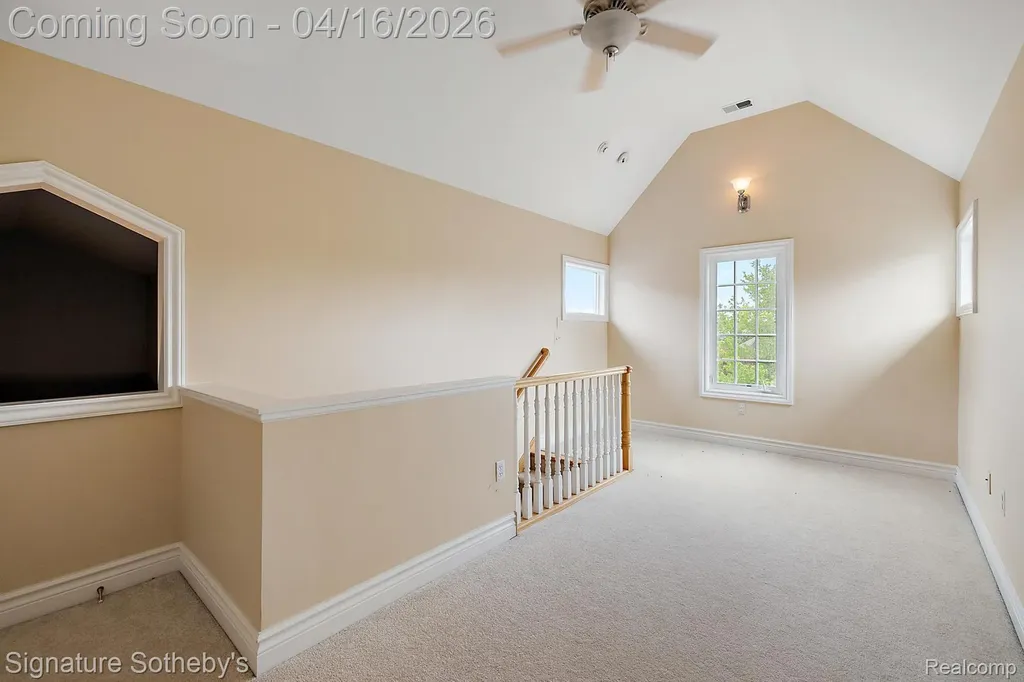 10611 Lighthouse Point Green Oak Township MI 48178