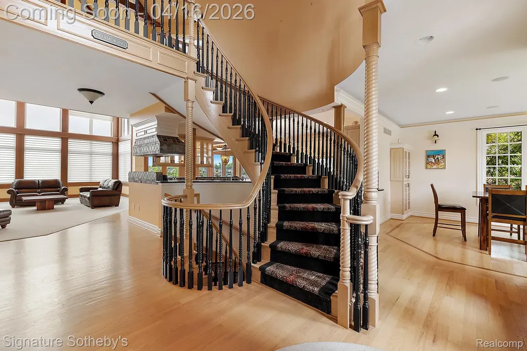 10611 Lighthouse Point Green Oak Township MI 48178