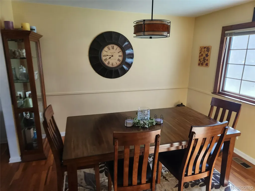 6103 Trenton Drive Flint Charter Township MI 48532
