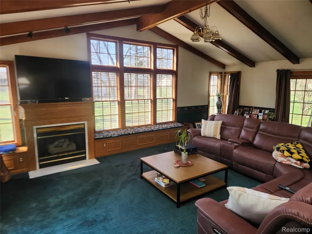 6103 Trenton Drive Flint Charter Township MI 48532