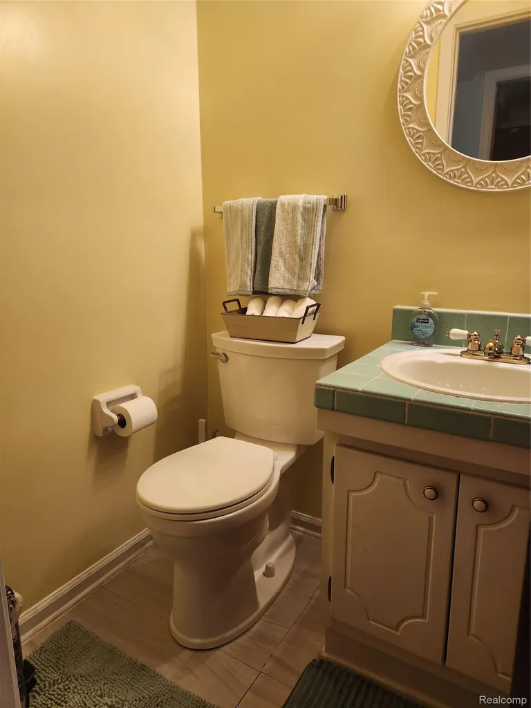 6103 Trenton Drive Flint Charter Township MI 48532