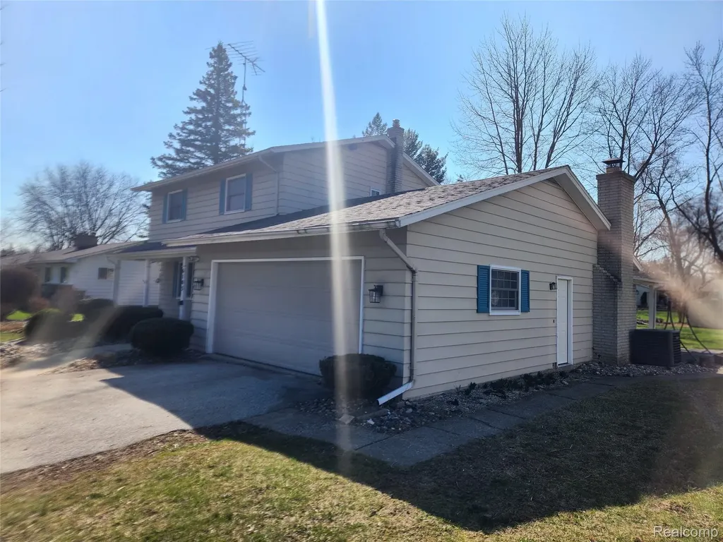 6103 Trenton Drive Flint Charter Township MI 48532