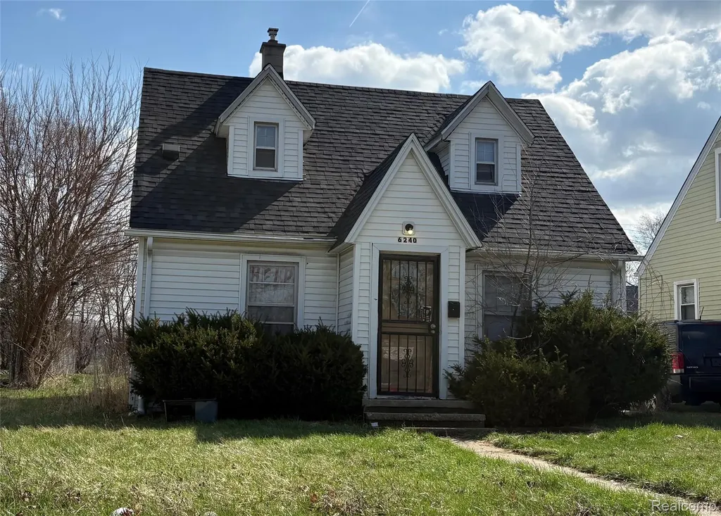 6240 Ashton Avenue Detroit City MI 48228
