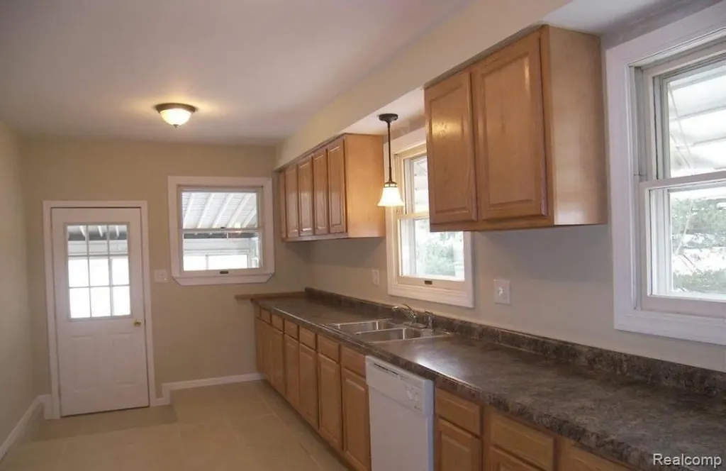50285 7 Mile Road Northville Township MI 48167