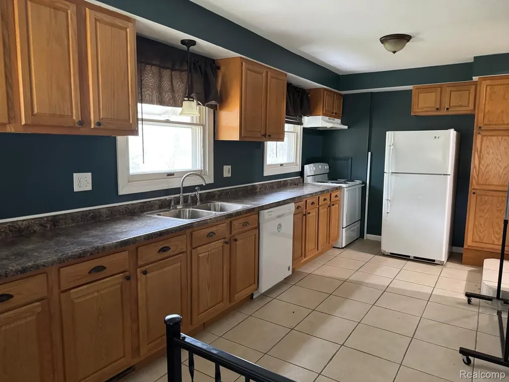 50285 7 Mile Road Northville Township MI 48167