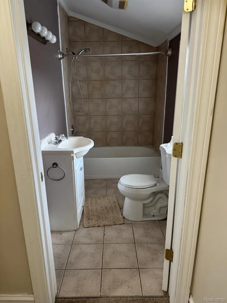 50285 7 Mile Road Northville Township MI 48167