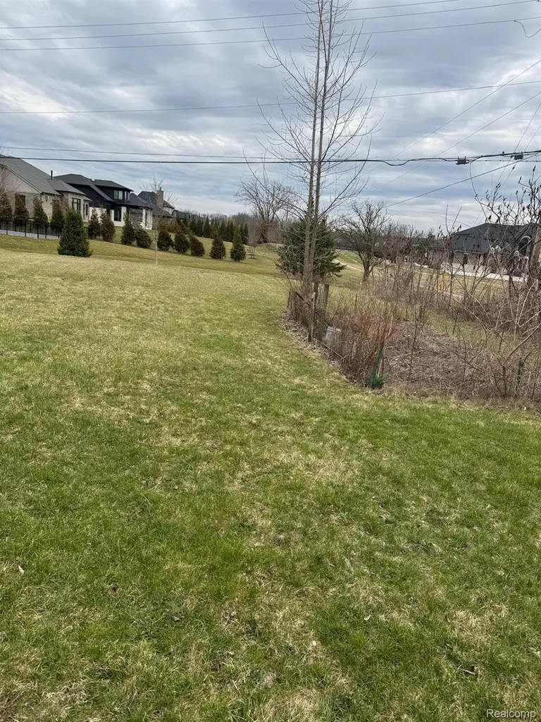 50285 7 Mile Road Northville Township MI 48167