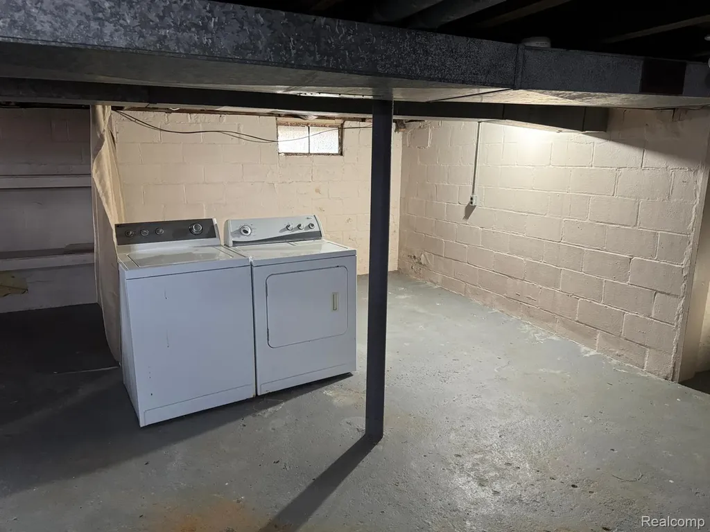 50285 7 Mile Road Northville Township MI 48167