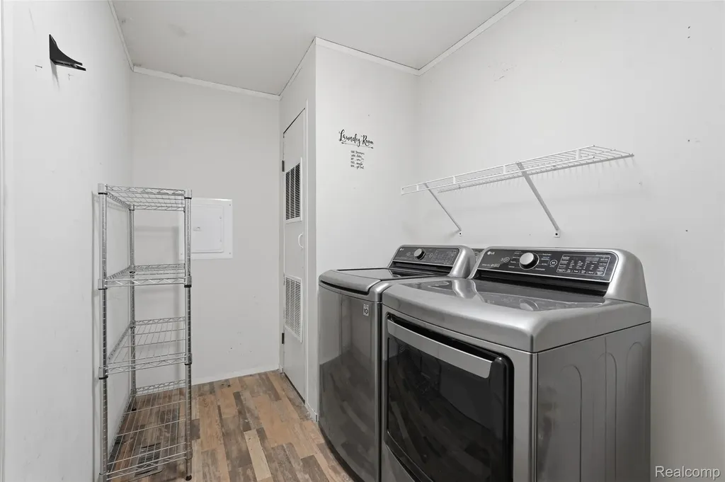 14138 E. Tyler Plymouth City MI 48170
