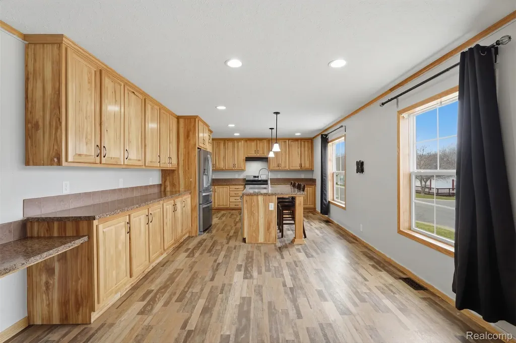 14138 E. Tyler Plymouth City MI 48170
