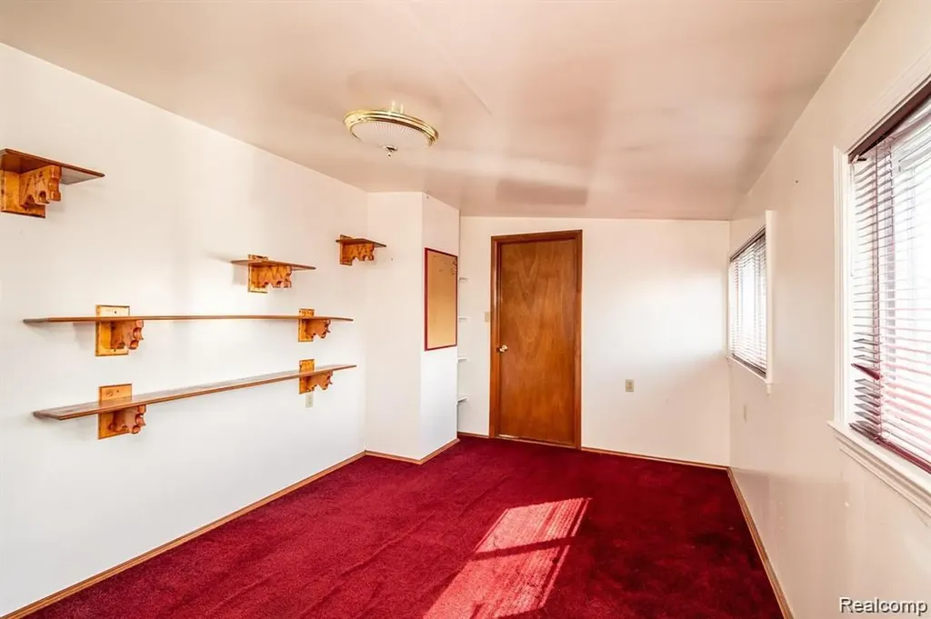 11603 Klinger Street Hamtramck City MI 48212