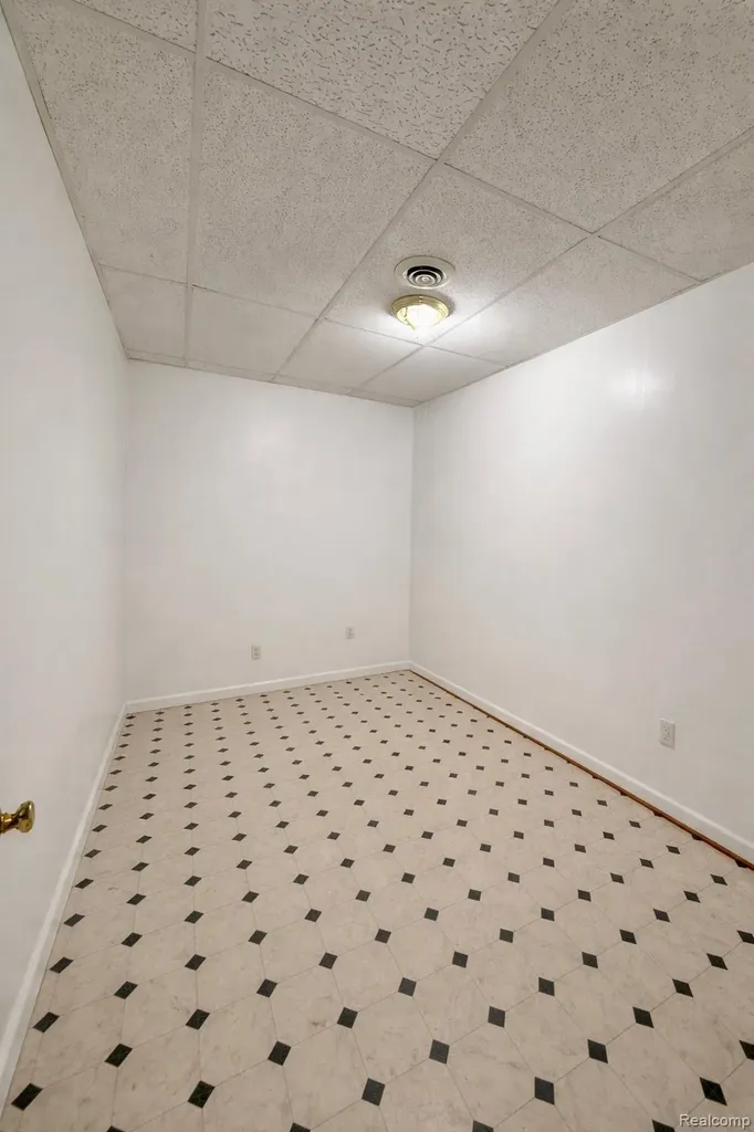 11603 Klinger Street Hamtramck City MI 48212