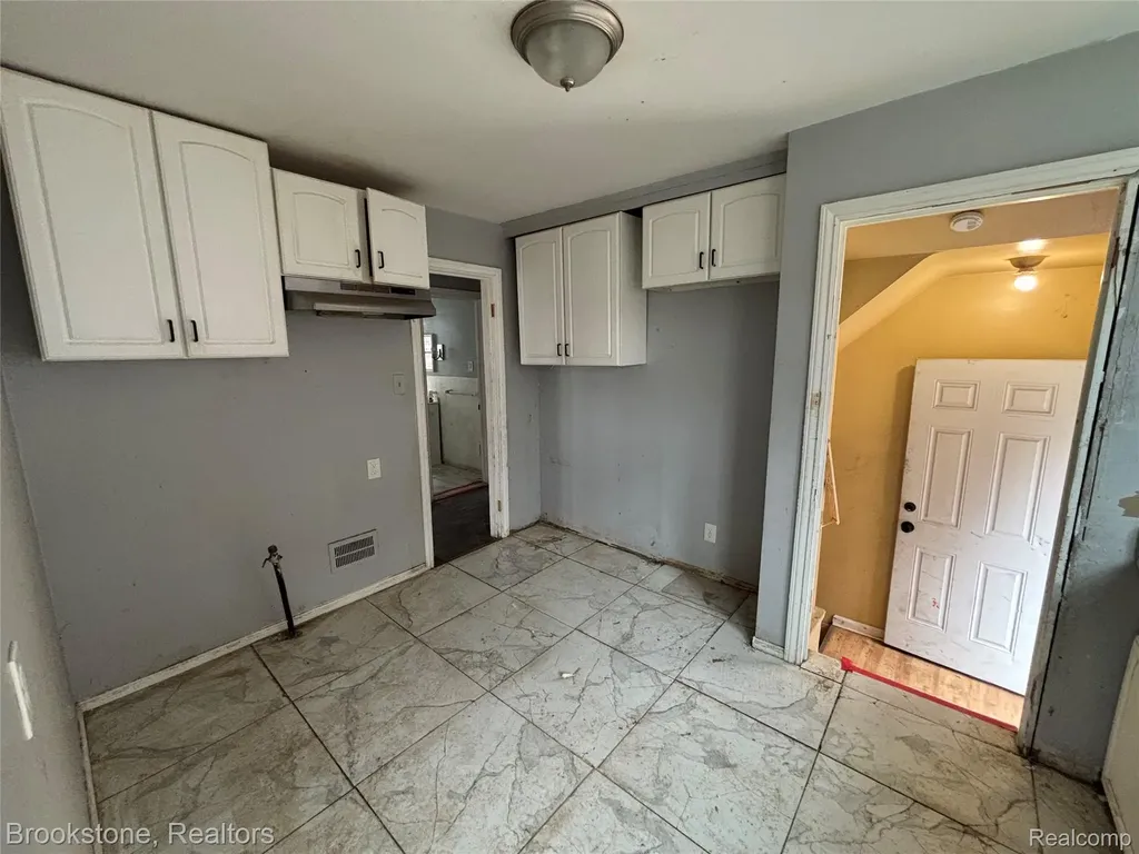 10222 Beaconsfield Street Detroit City MI 48224