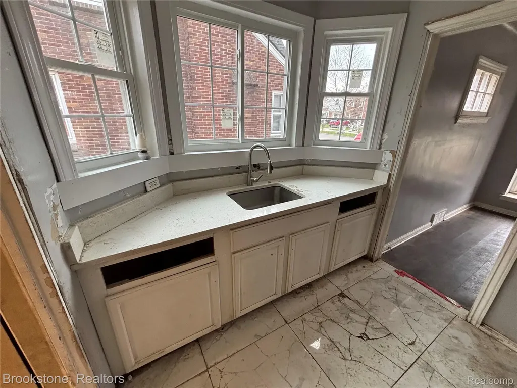 10222 Beaconsfield Street Detroit City MI 48224