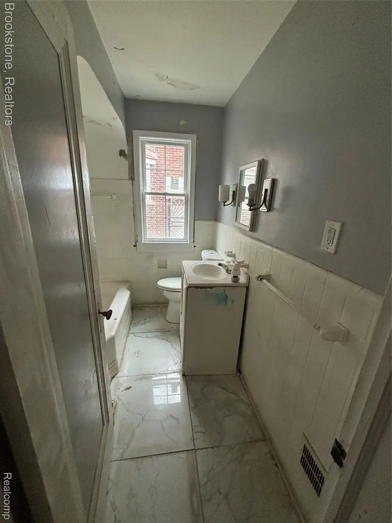 10222 Beaconsfield Street Detroit City MI 48224