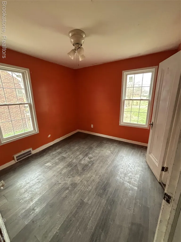 10222 Beaconsfield Street Detroit City MI 48224