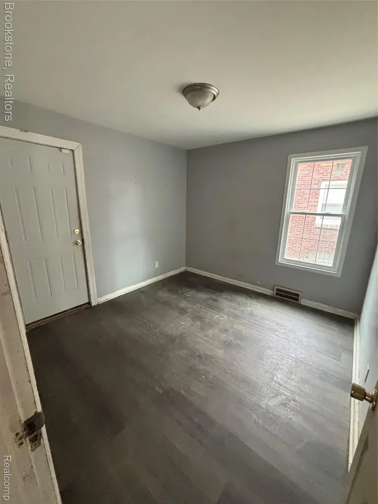 10222 Beaconsfield Street Detroit City MI 48224