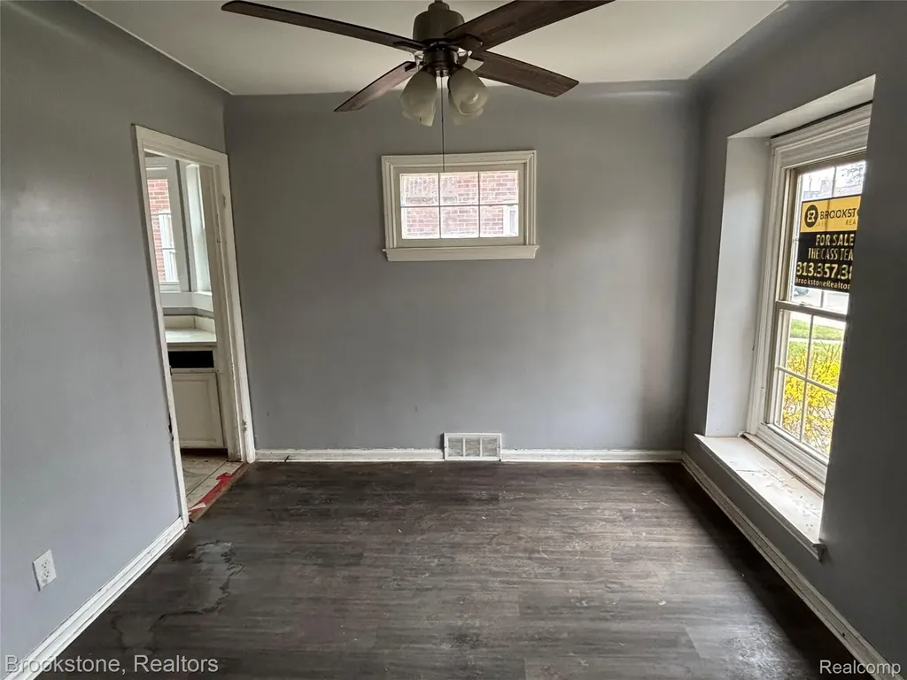 10222 Beaconsfield Street Detroit City MI 48224