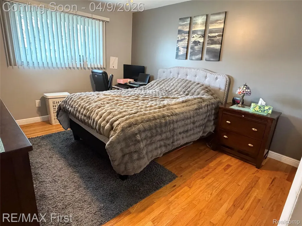 39641 Edgemont Drive Sterling Heights City MI 48310