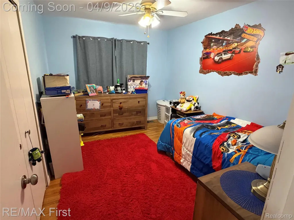 39641 Edgemont Drive Sterling Heights City MI 48310