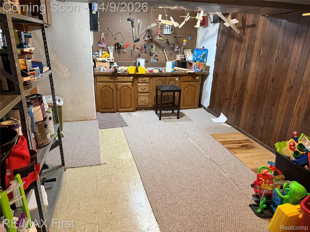 39641 Edgemont Drive Sterling Heights City MI 48310