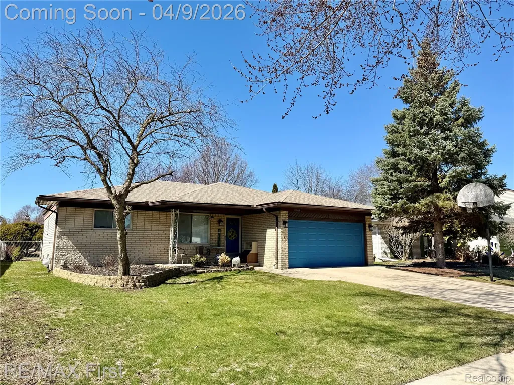 39641 Edgemont Drive Sterling Heights City MI 48310