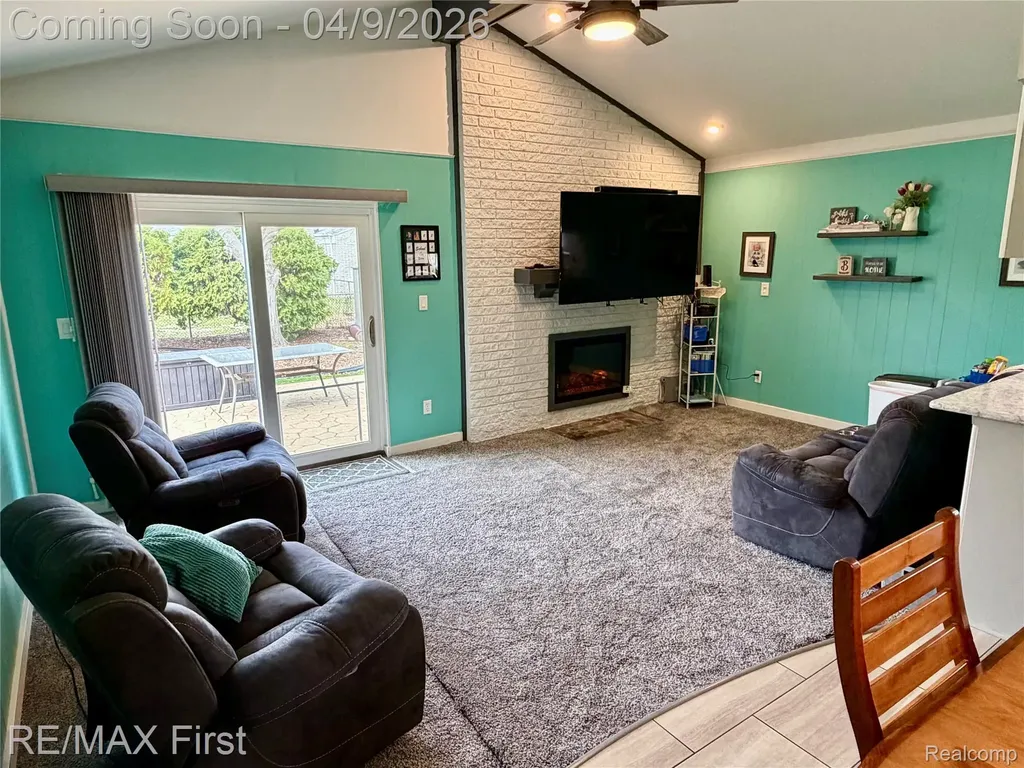 39641 Edgemont Drive Sterling Heights City MI 48310