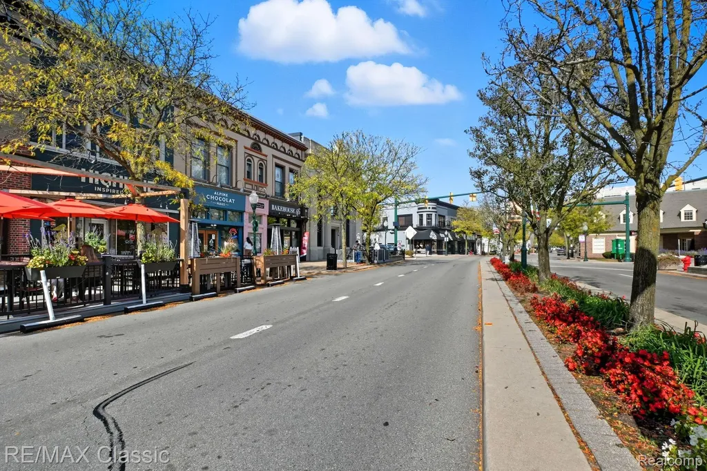 944 S Main Street Plymouth City MI 48170