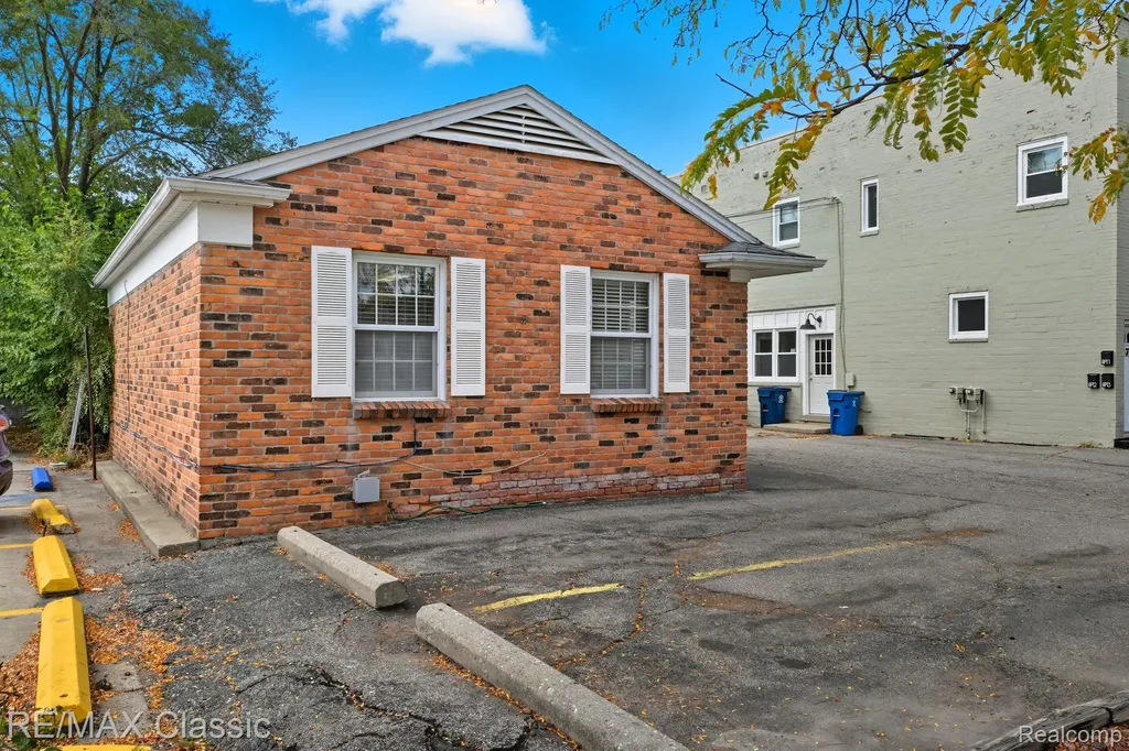 944 S Main Street Plymouth City MI 48170
