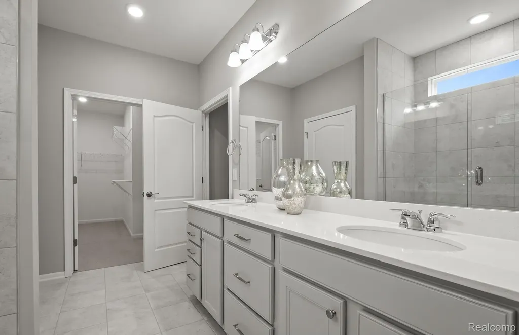 2015 Coventry Drive Independence Charter Township MI 48346