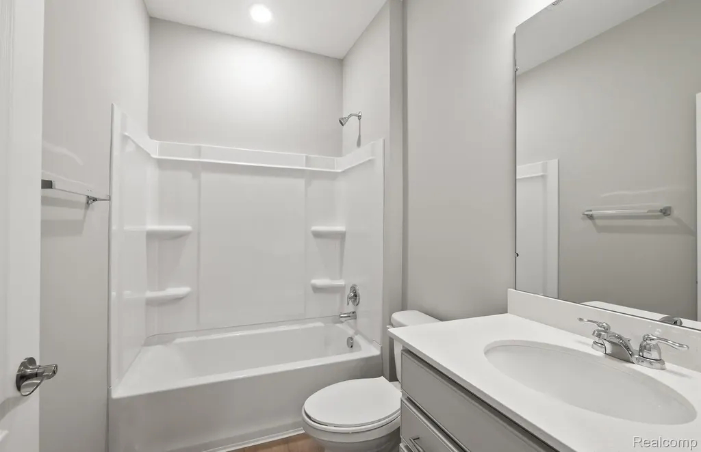 2015 Coventry Drive Independence Charter Township MI 48346
